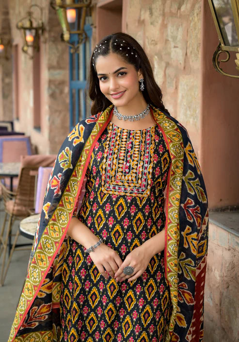 Embroidery Straight Kurta and Pant set with Dupatta