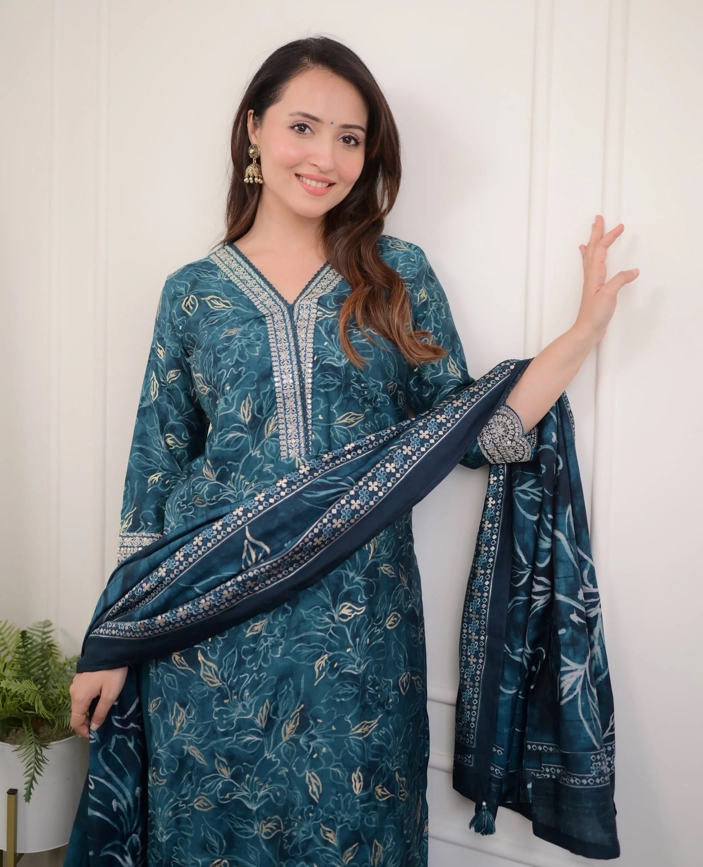 Women Morepeach Embroidery Viscose Rayon Kurta, Pant And Dupatta Set