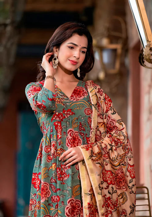 Printed Straight Kurta and Pant set with Dupatta