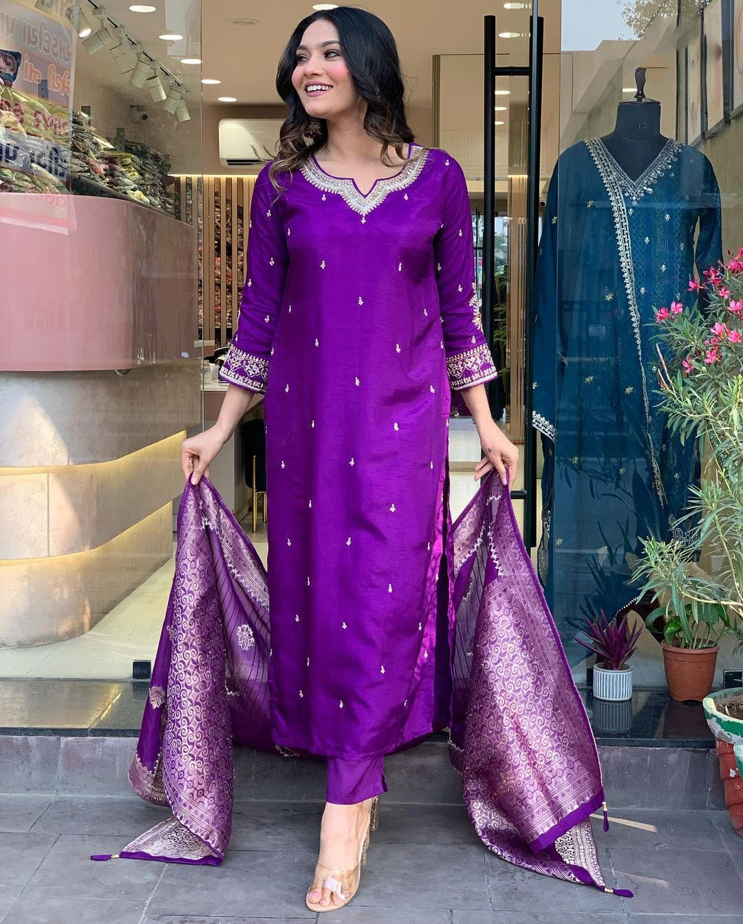 Women Silk Kurta Pant Dupatta Set