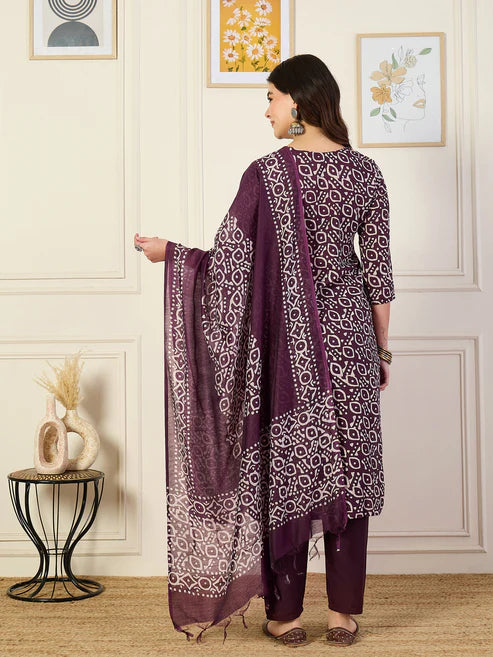 Printed Straight Kurta and Pant Set With Dupatta
