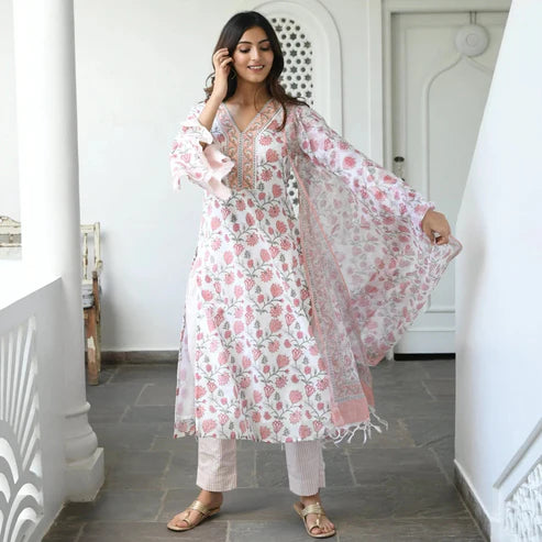 Printed Kurta and Pant set with Dupatta
