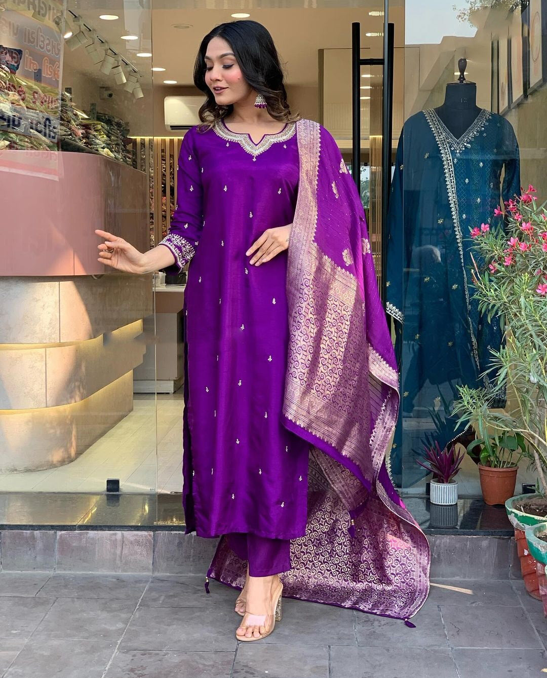 Women Silk Kurta Pant Dupatta Set
