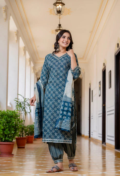 Printed Straight Blue Kurta and Pant set with Dupatta