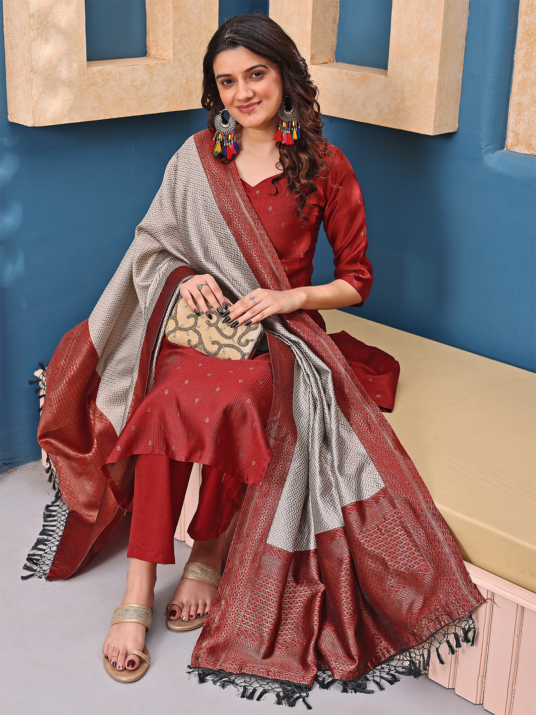Women Jacquard Kurta Pant Dupatta Set
