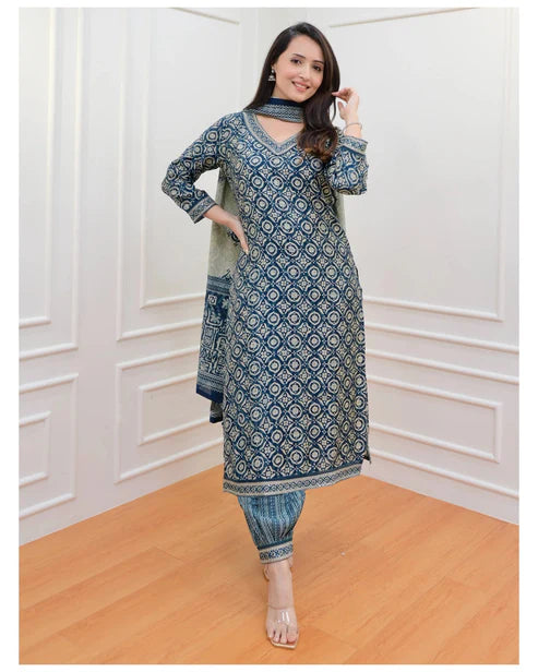 Printed Straight Kurta and Pant set with Dupatta