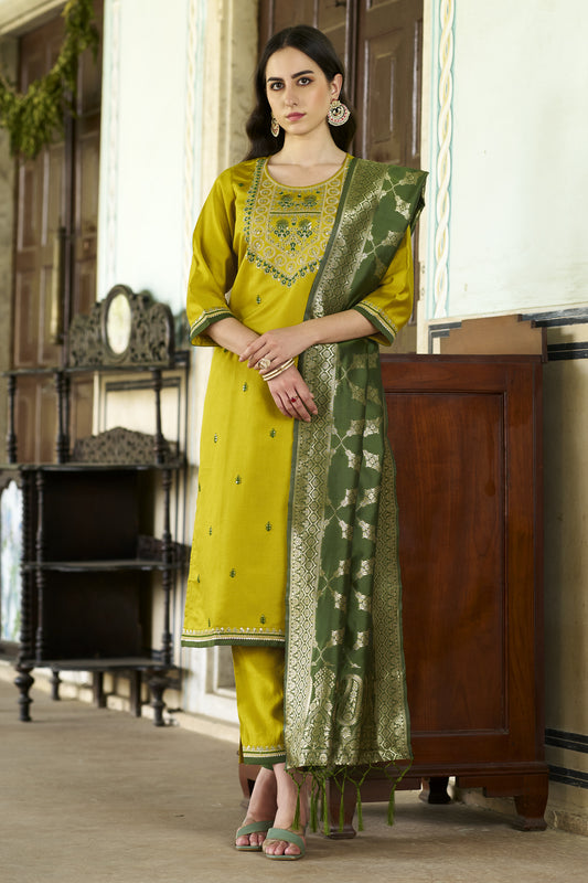 Women Silk Kurta Pant Dupatta Set