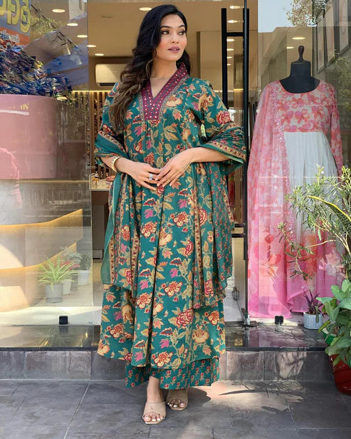 Printed A-Line Green Kurta and Pant Set With Dupatta
