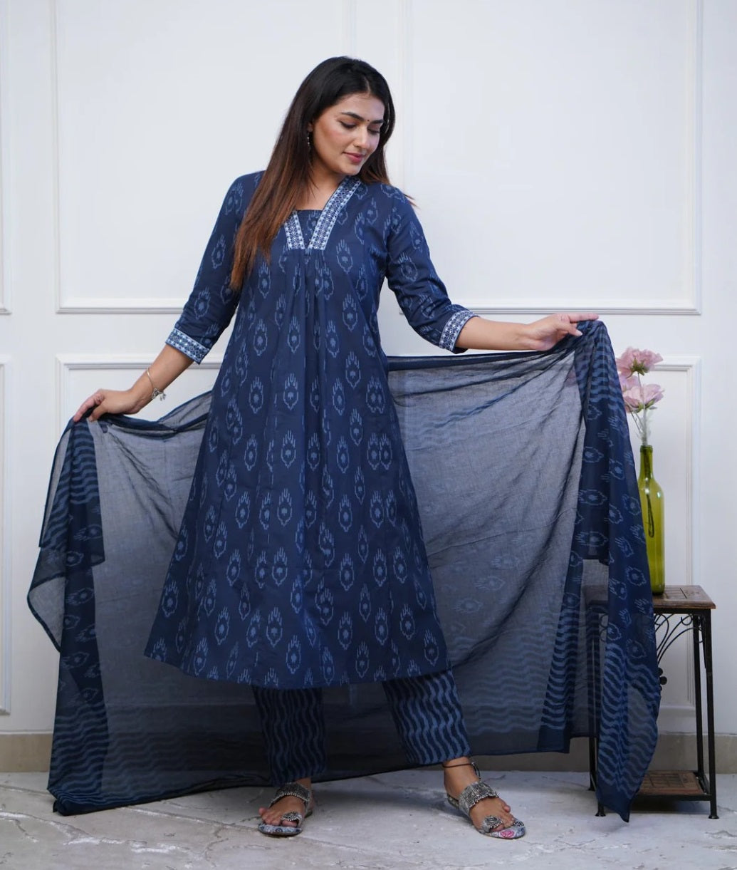 Women Blue Anarkali Kurta And Pant Set With Dupatta