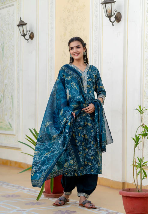 Printed Straight Kurta and Pant set with Dupatta