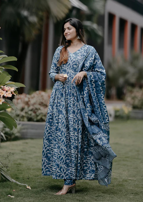 Printed Anarkali Kurta and Pant Set With Dupatta