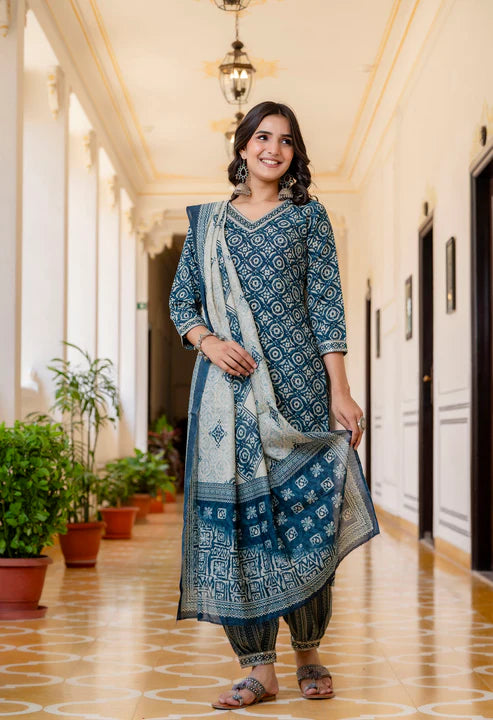 Printed Straight Blue Kurta and Pant set with Dupatta