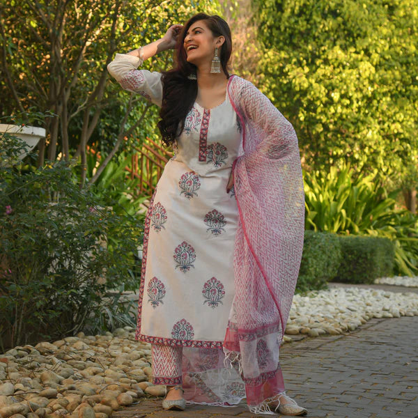 Ethnic Set Women Block Printed Kurta and Pant Set with Dupatta