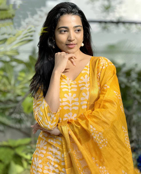 Printed Straight Yellow Kurta and Pant Set With Dupatta