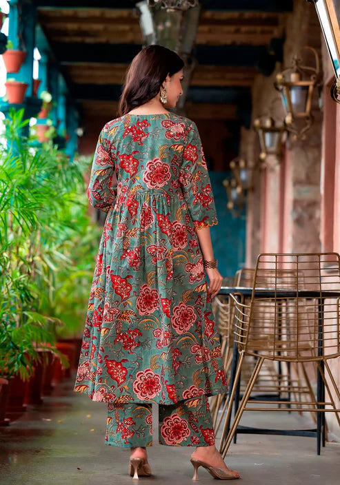 Printed Straight Kurta and Pant set with Dupatta