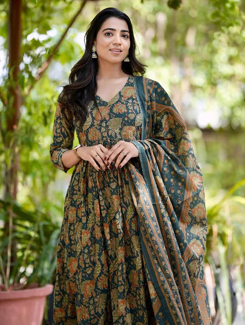Floral Printed Anarkali Green Kurta and Pant Set With Dupatta