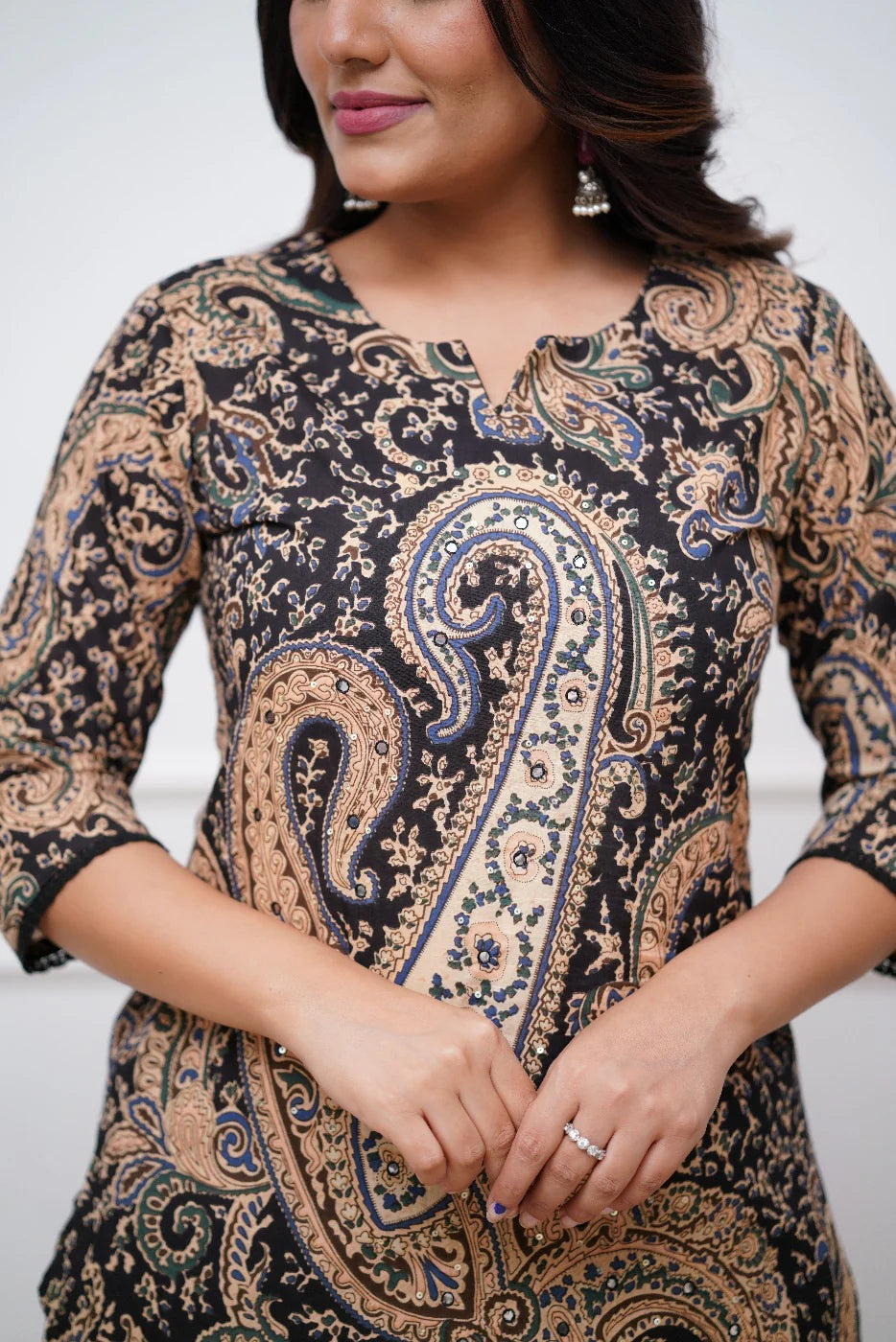 Women Black Printed Viscose Rayon Kurta & Pant Set