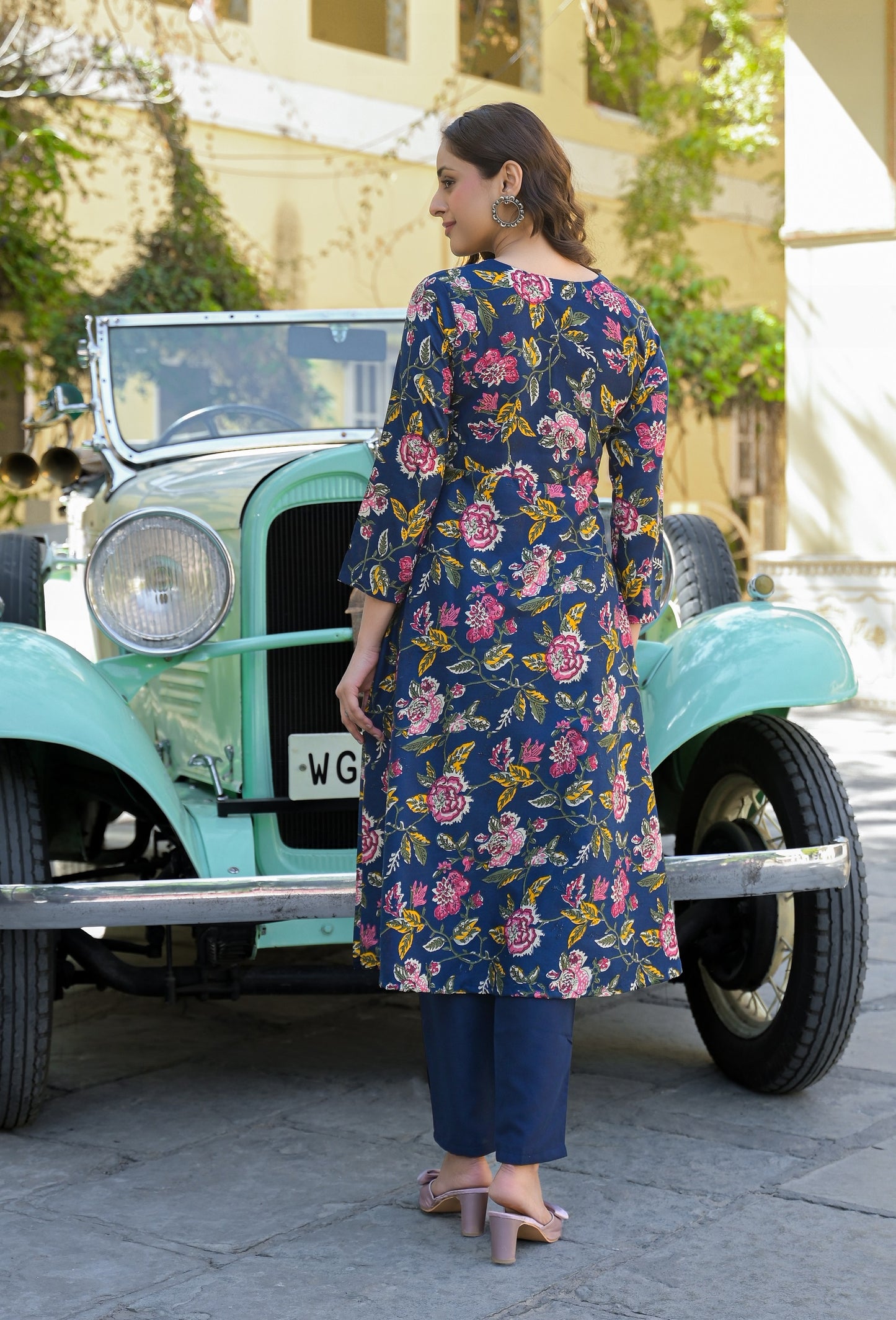 Women Viscose Blue Anarkali Kurta And Pant Set With Dupatta