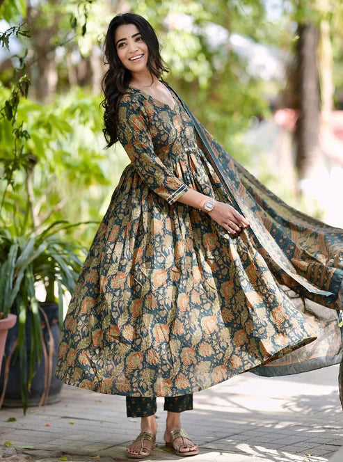 Floral Printed Anarkali Green Kurta and Pant Set With Dupatta