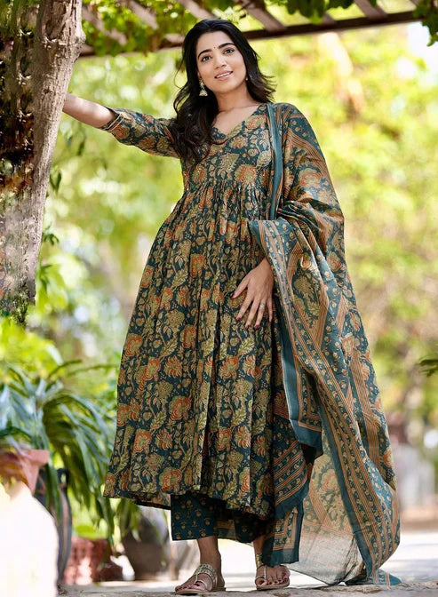 Floral Printed Anarkali Green Kurta and Pant Set With Dupatta