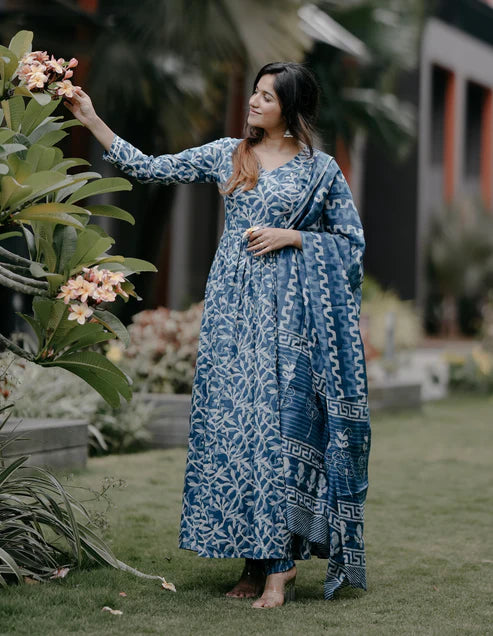 Printed Anarkali Kurta and Pant Set With Dupatta