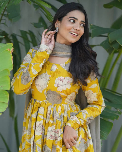 Printed Anarkali Kurta and Pant Set With Dupatta