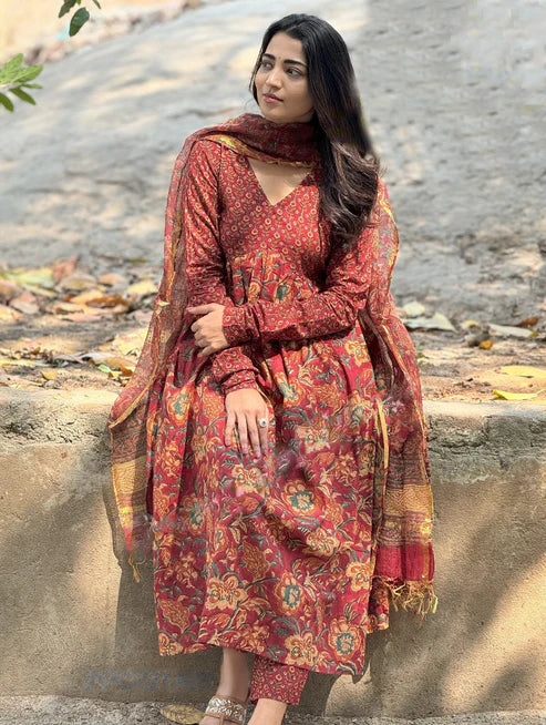 Printed Anarkali Red Kurta and Pant Set With Dupatta