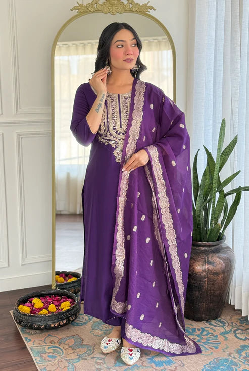 Embroidery Kurta Set – Ethnic Festive Wear (Kurta + Pants + Dupatta)