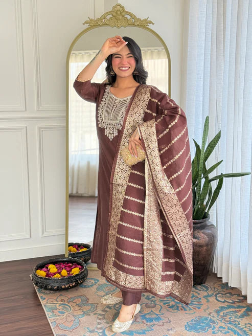 Embroidered Kurta Set for Women – Festive Wear with Dupatta