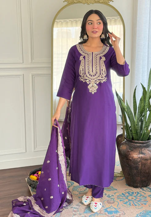 Embroidery Kurta Set – Ethnic Festive Wear (Kurta + Pants + Dupatta)