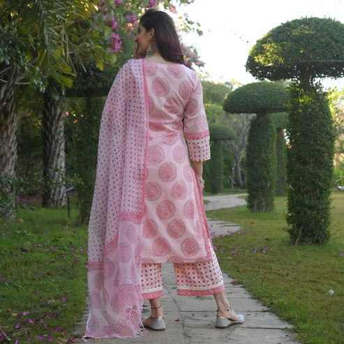 Printed Straight Kurta and Pant set with Dupatta