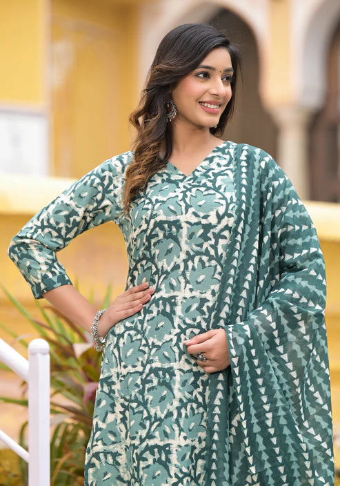 Printed Straight Kurta and Pant set with Dupatta