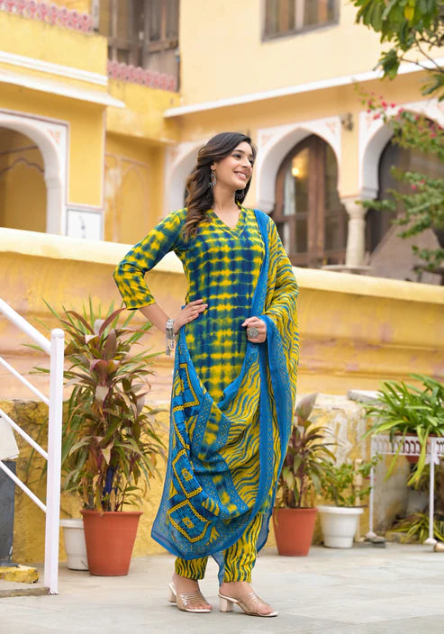 Printed Kurta and pant set with Dupatta