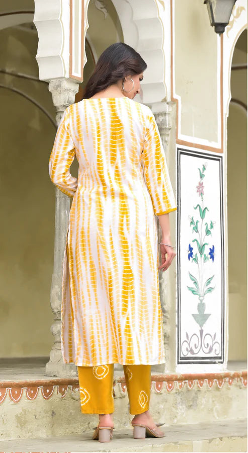 Printed Straight Kurta and Pant set with Dupatta