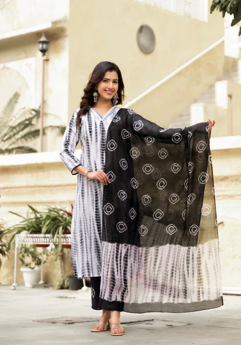 Shiburi Printed Kurta and Pant set with Dupatta