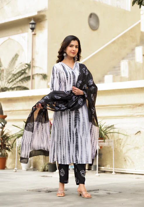 Shiburi Printed Kurta and Pant set with Dupatta