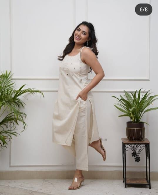 Beautiful sleeve less cord sets in cotton flex fabric