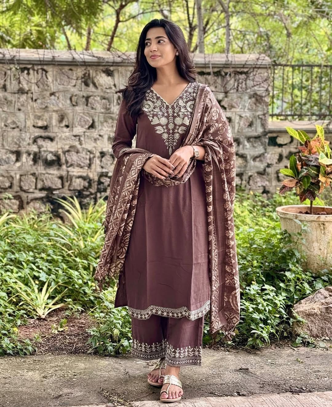 HANDLOOM COTTON KURTI WITH EMBROIDERY WORK