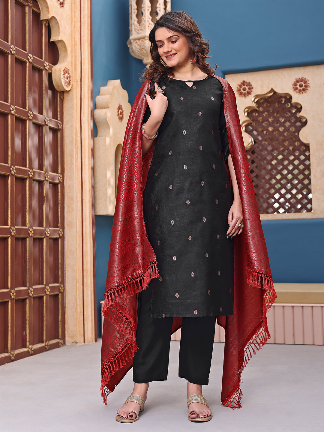 Women Jacquard Kurta Pant Dupatta Set