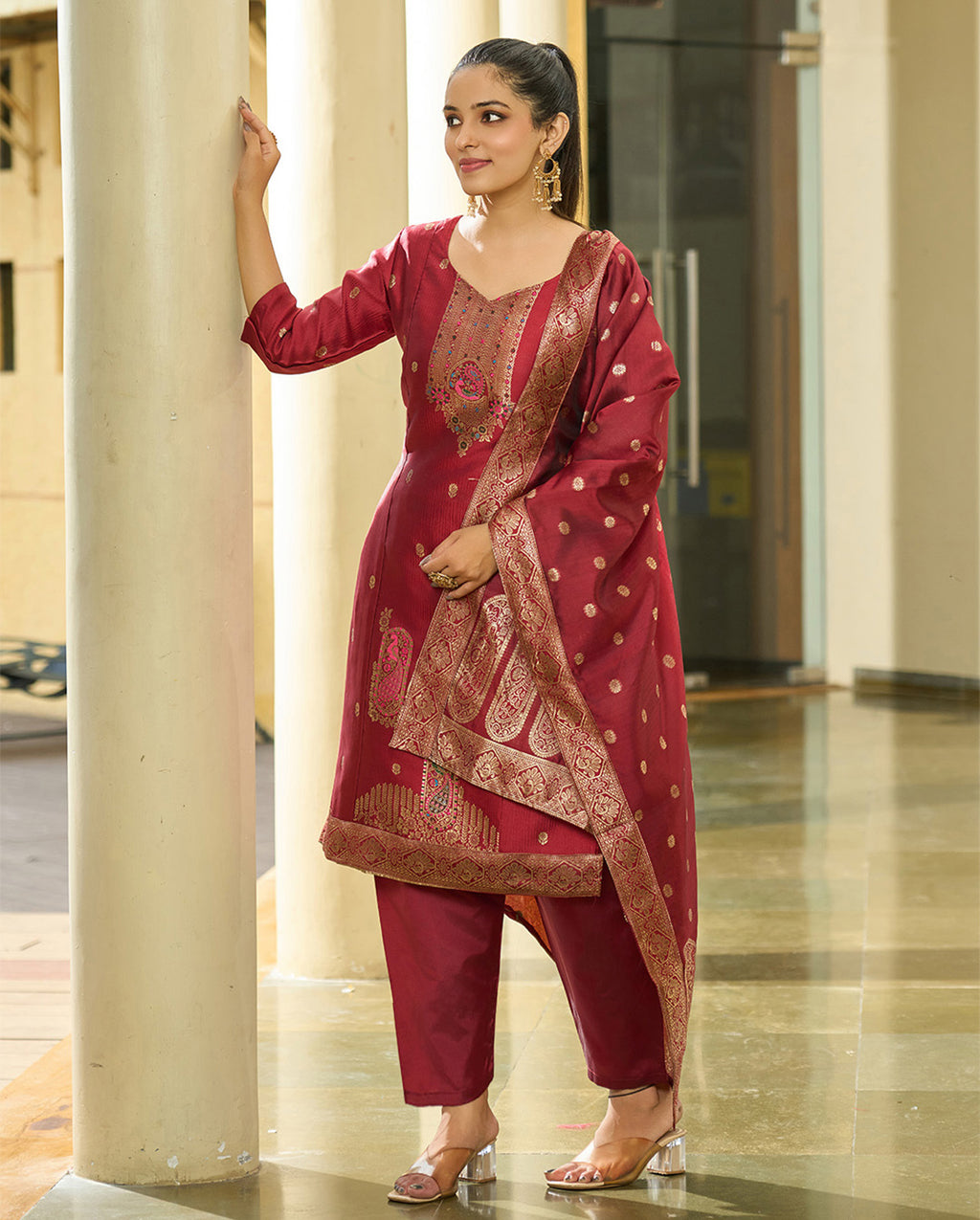 Women Jacquard Kurta Pant Dupatta Set