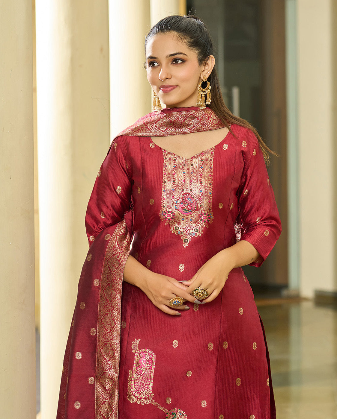 Women Jacquard Kurta Pant Dupatta Set