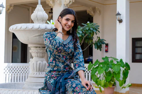 Printed Straight Kurta and Pant set with Dupatta