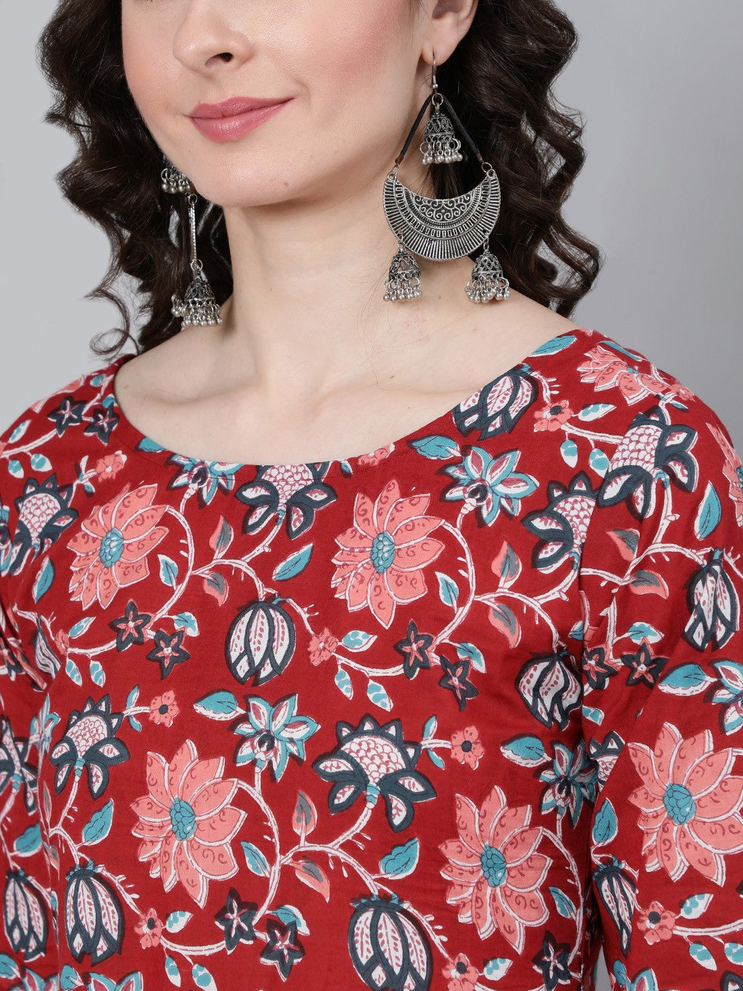 Women Viscose Floral Printed Red Kurta And Pant Set With Dupatta