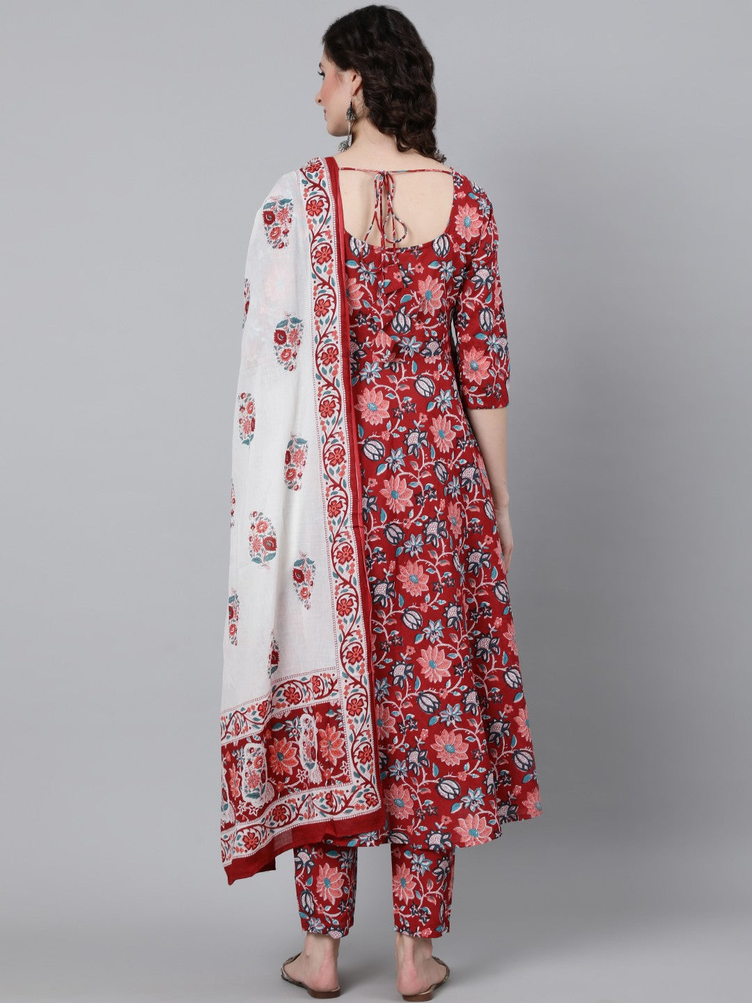Women Viscose Floral Printed Red Kurta And Pant Set With Dupatta
