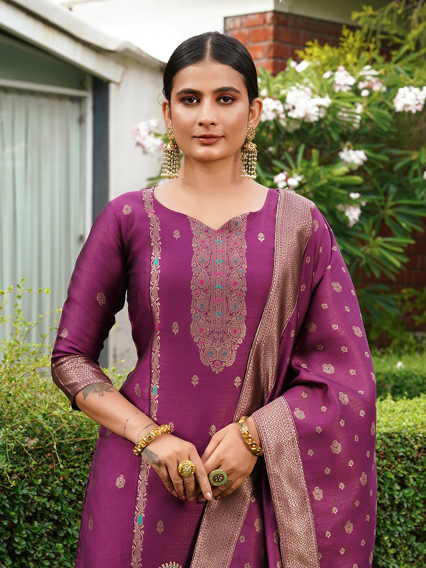 Women Jacquard Kurta Pant Dupatta Set