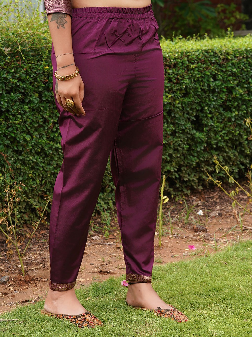 Women Jacquard Kurta Pant Dupatta Set