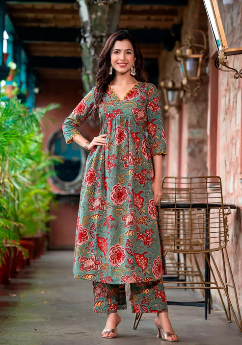 Printed Straight Kurta and Pant set with Dupatta