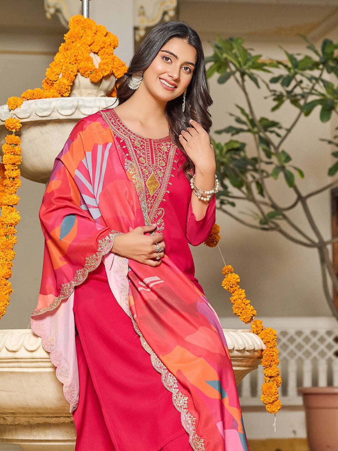 Women  Kurta Pant Dupatta Set