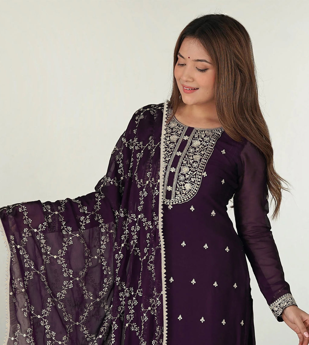 Women Georgette Kurta Pant Dupatta Set